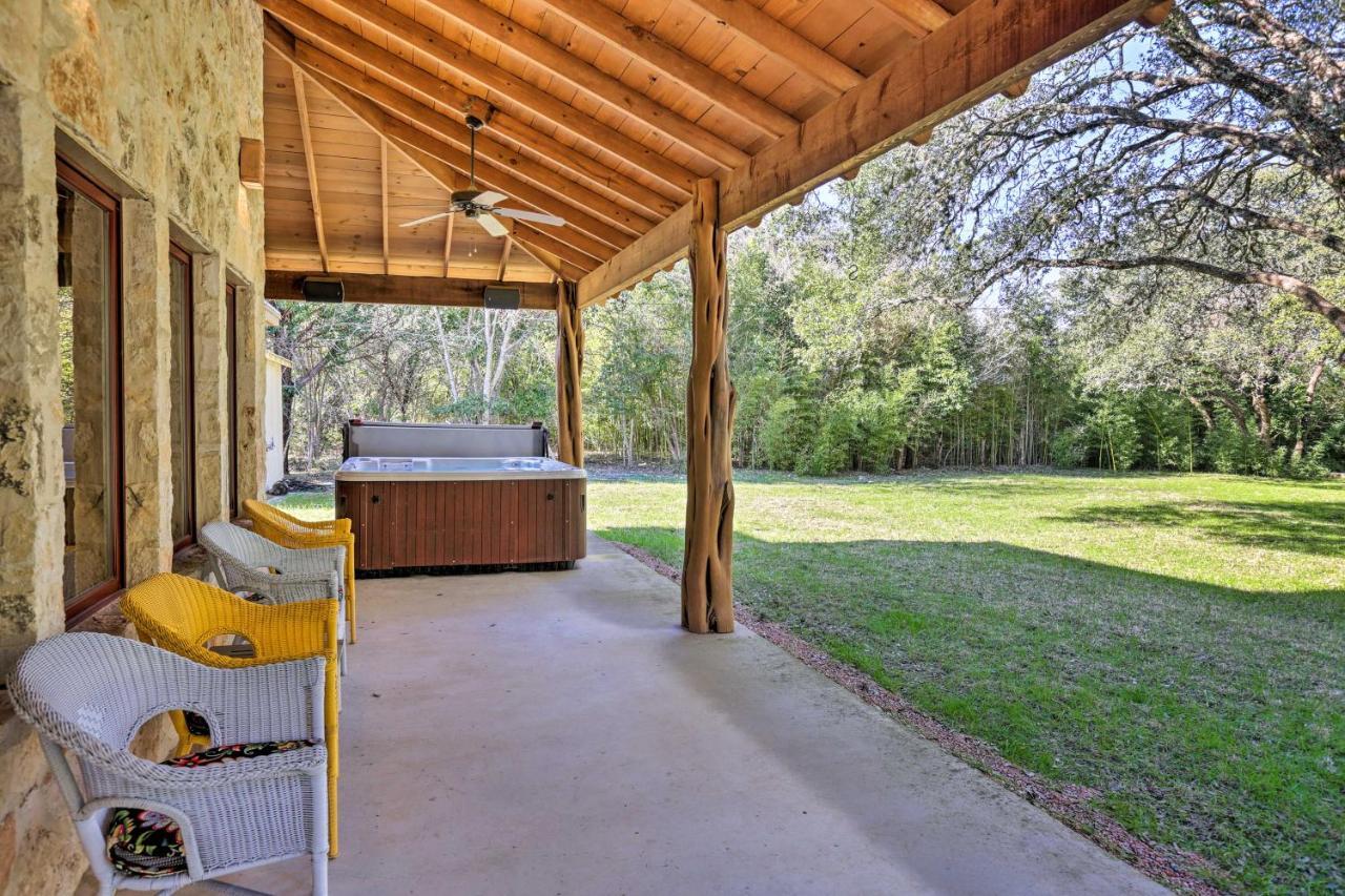 Riverfront Blanco Home With Shaded Porch And Hot Tub Exterior photo